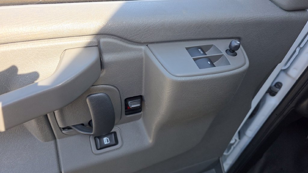 Used 2024 Chevrolet Express 2500 w/ Driver Convenience Package RWD image 19