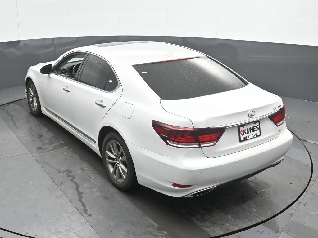 Used 2013 Lexus LS 460 AWD w/ Comfort Pkg image 25