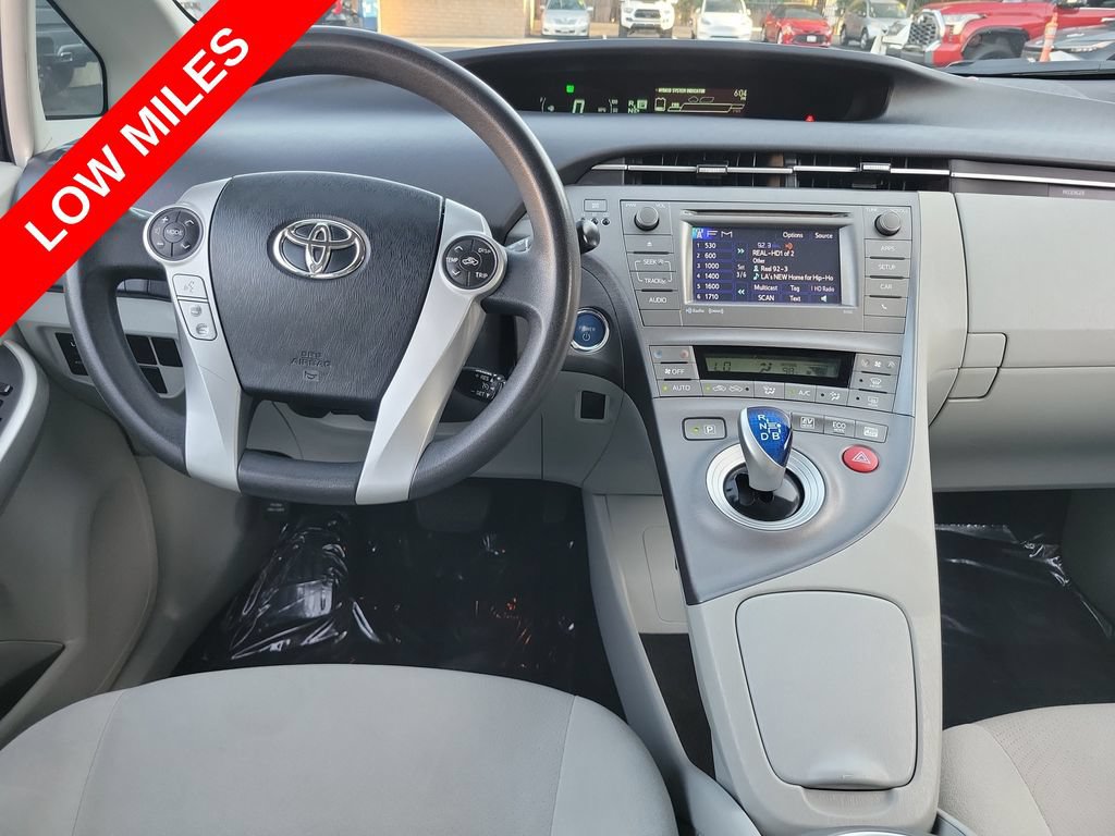 Used 2015 Toyota Prius Three FWD image 12