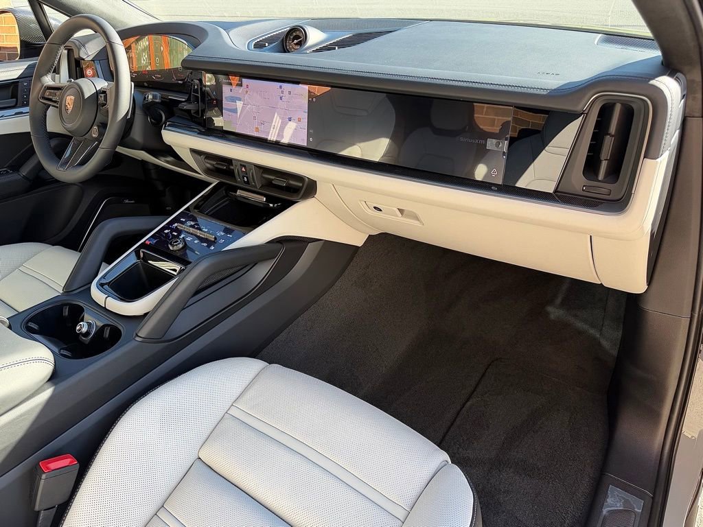 New 2026 Porsche Cayenne Turbo image 22