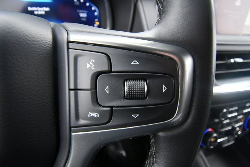 Used 2024 Chevrolet Suburban LT AWD/4WD image 23