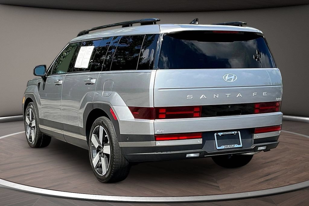 Used 2024 Hyundai Santa Fe Limited FWD image 4