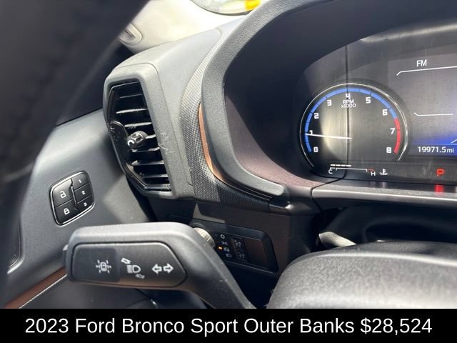 Used 2023 Ford Bronco Sport Outer Banks w/ Tech Package AWD/4WD image 24