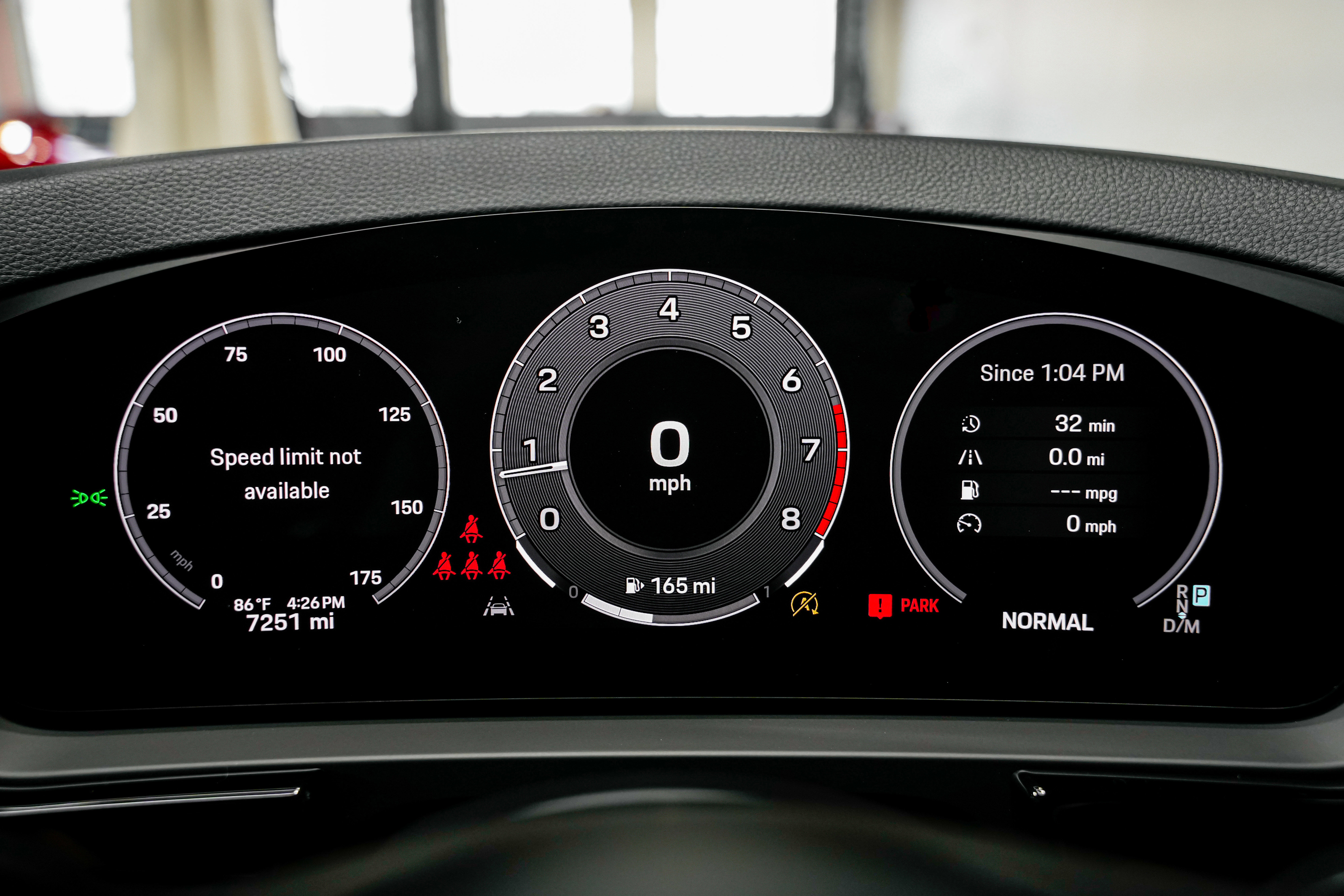 Used 2024 Porsche Cayenne Coupe w/ Premium Package Plus image 12