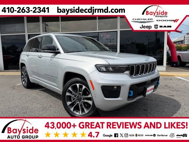 Used 2023 Jeep Grand Cherokee Overland w/ Advanced Protech Group III AWD/4WD image 1