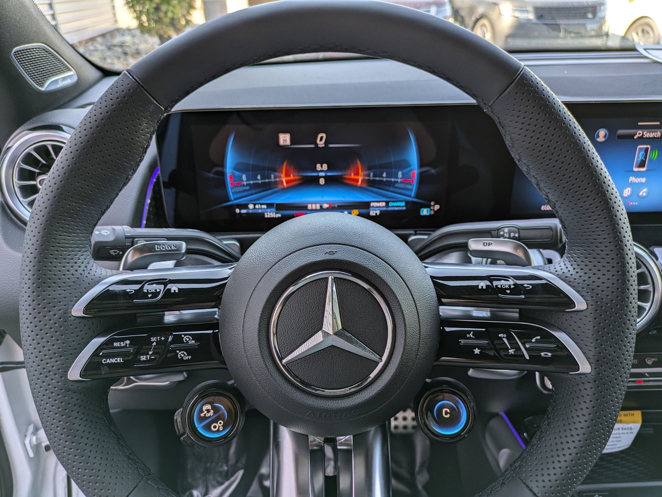 New 2025 Mercedes-Benz GLB 35 AMG 4MATIC image 11