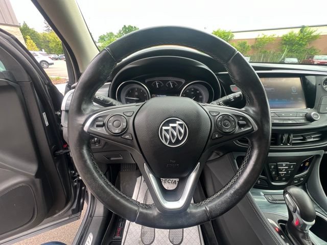 Used 2020 Buick Envision Essence FWD image 28