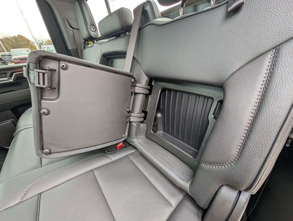 Used 2024 GMC Sierra 2500 Denali w/ Denali Reserve Package image 22