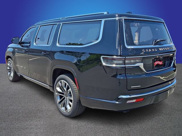 Used 2023 Jeep Grand Wagoneer L Series III AWD/4WD image 5