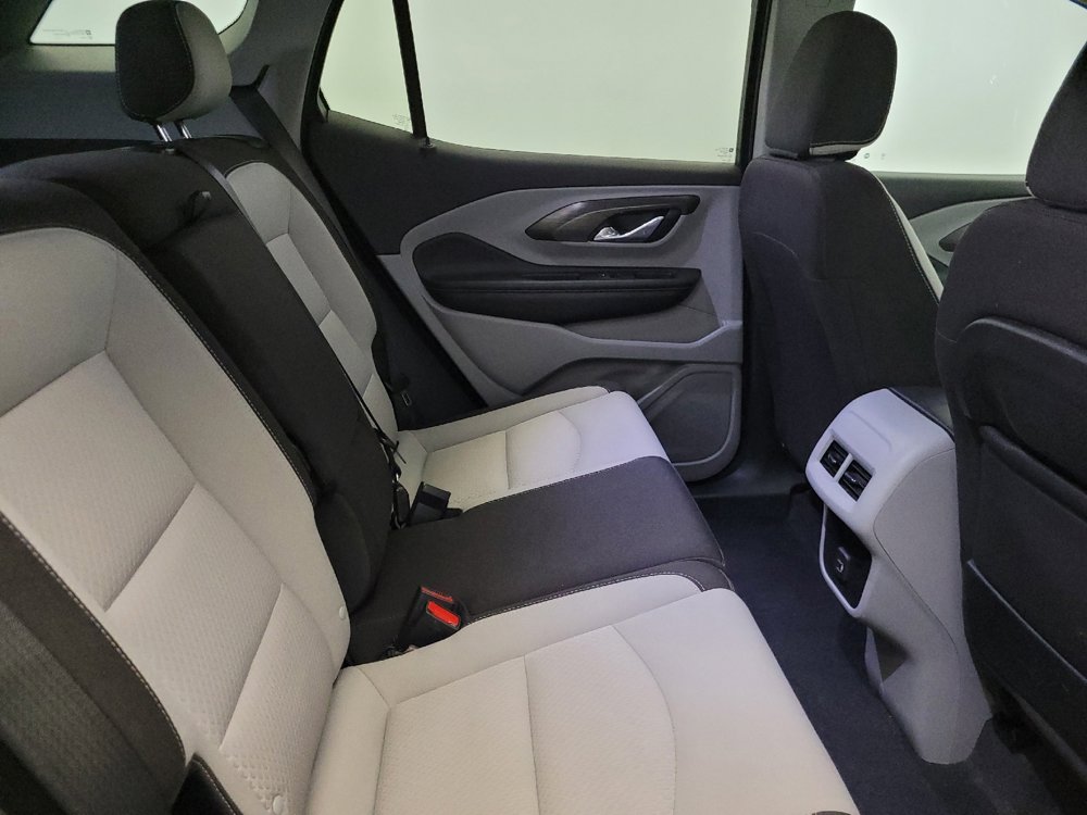 Used 2023 GMC Terrain SLE w/ Driver Convenience Package image 19