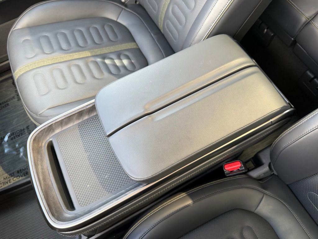 Used 2024 Rivian R1T Adventure image 24