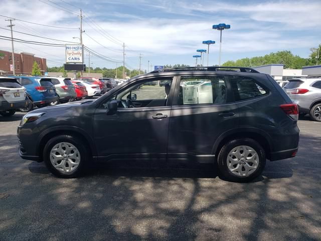 Used 2023 Subaru Forester AWD/4WD image 7
