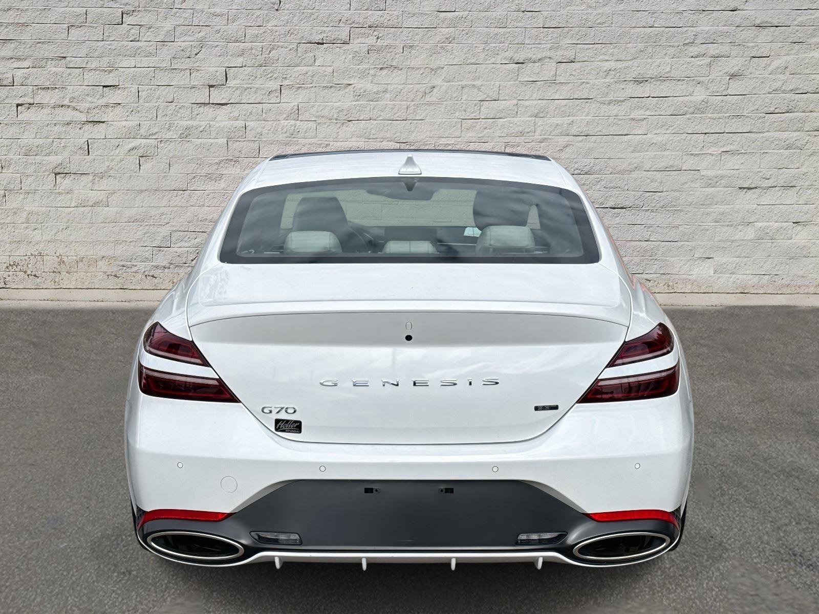 Used 2025 Genesis G70 3.3T Advanced w/ Sport Prestige Package RWD image 4