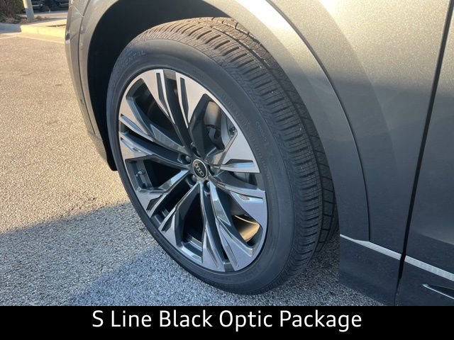 New 2026 Audi Q8 Prestige image 5