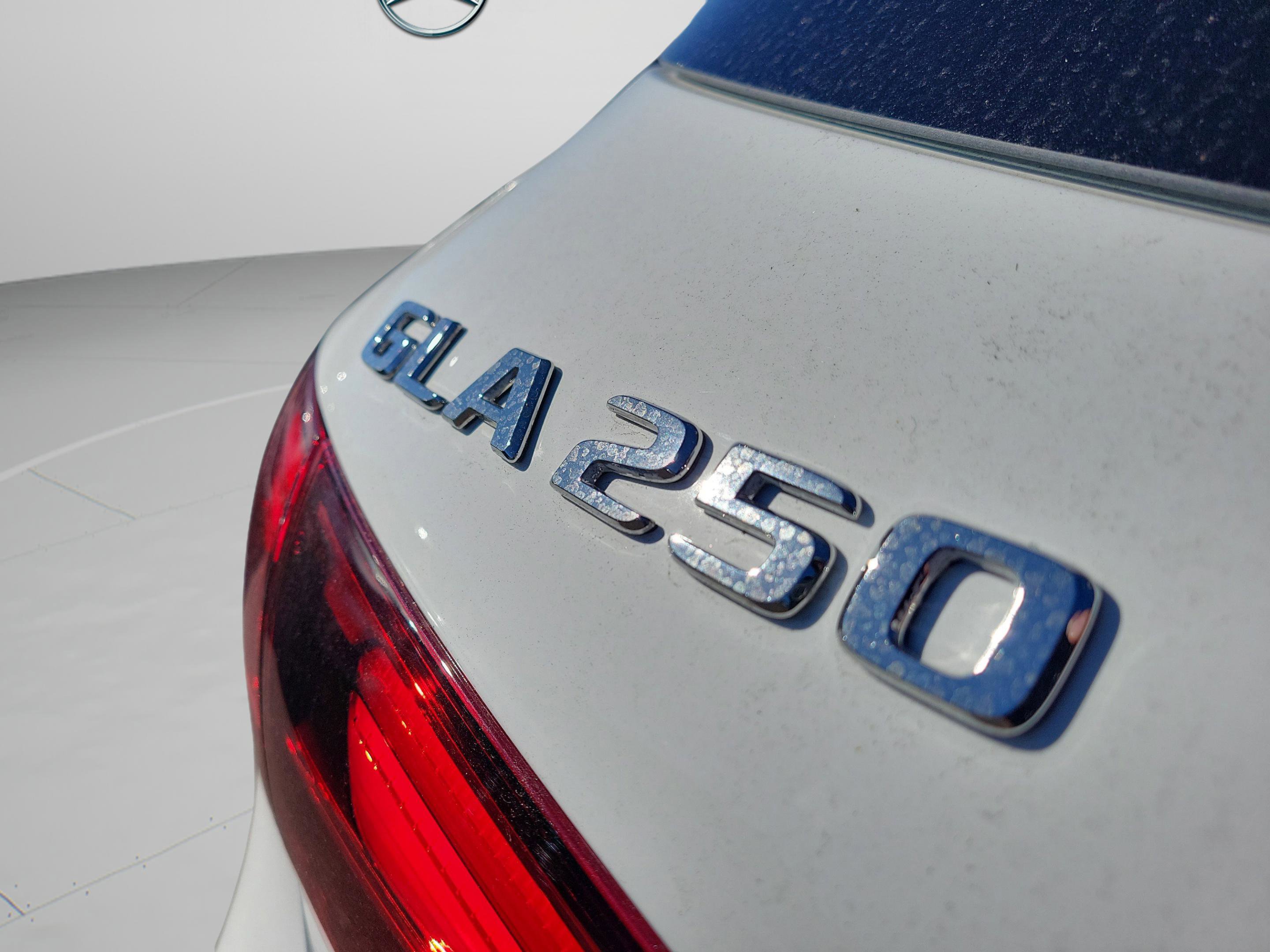 Certified 2026 Mercedes-Benz GLA 250 image 27