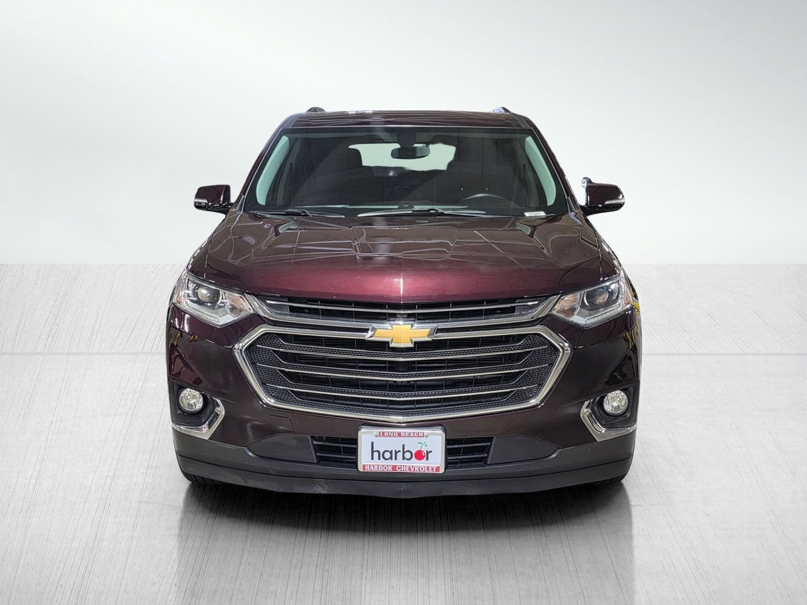 Used 2018 Chevrolet Traverse LT FWD image 2