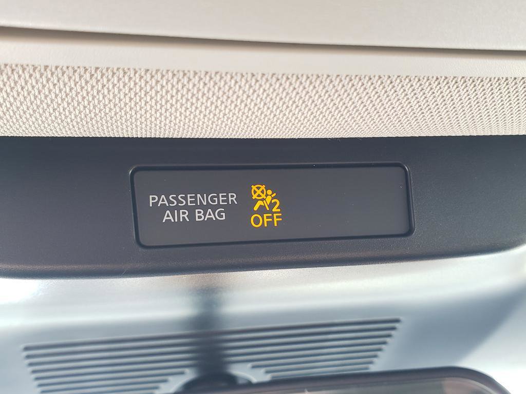 Certified 2025 Nissan Murano SV image 38