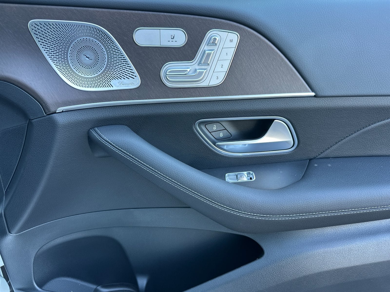 New 2027 Mercedes-Benz GLE 450 4MATIC Coupe image 18