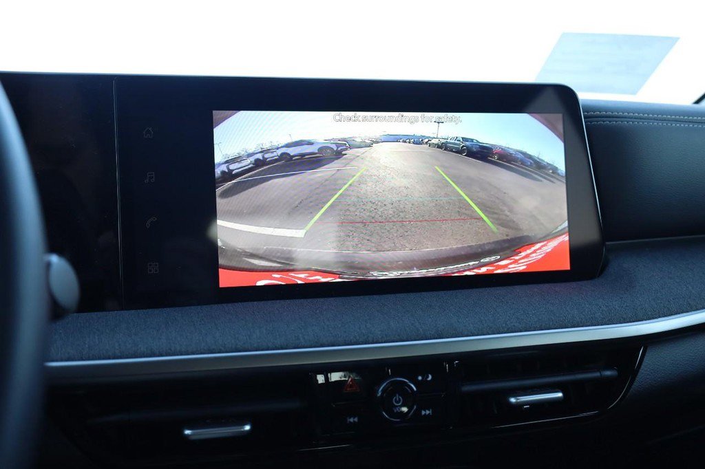 New 2026 Nissan Kicks SV w/ SV Premium Package image 14