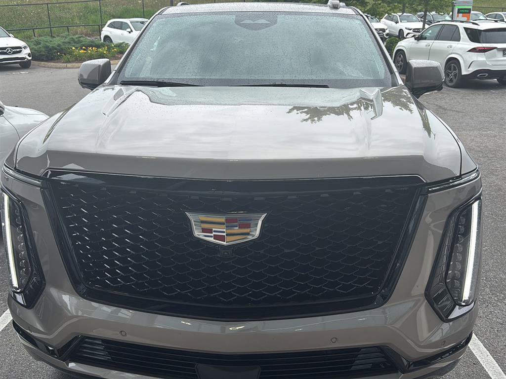 Used 2025 Cadillac Escalade Sport Platinum AWD/4WD image 7