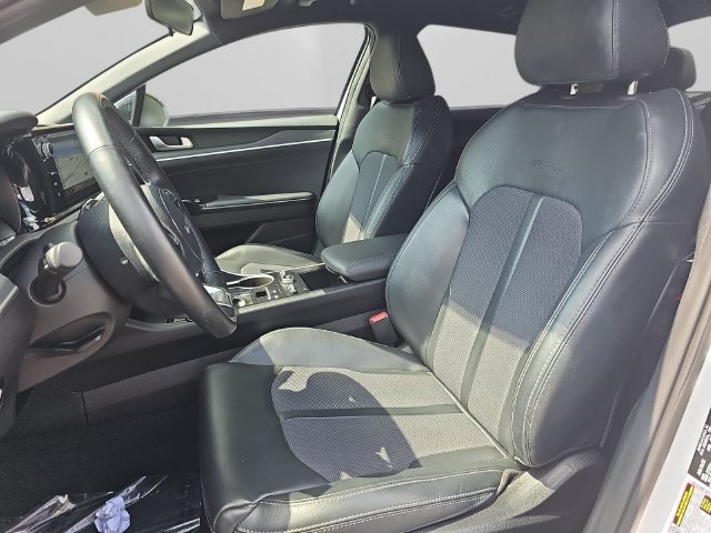 Used 2023 Kia K5 GT-Line w/ GT-Line Premium Package AWD/4WD image 17