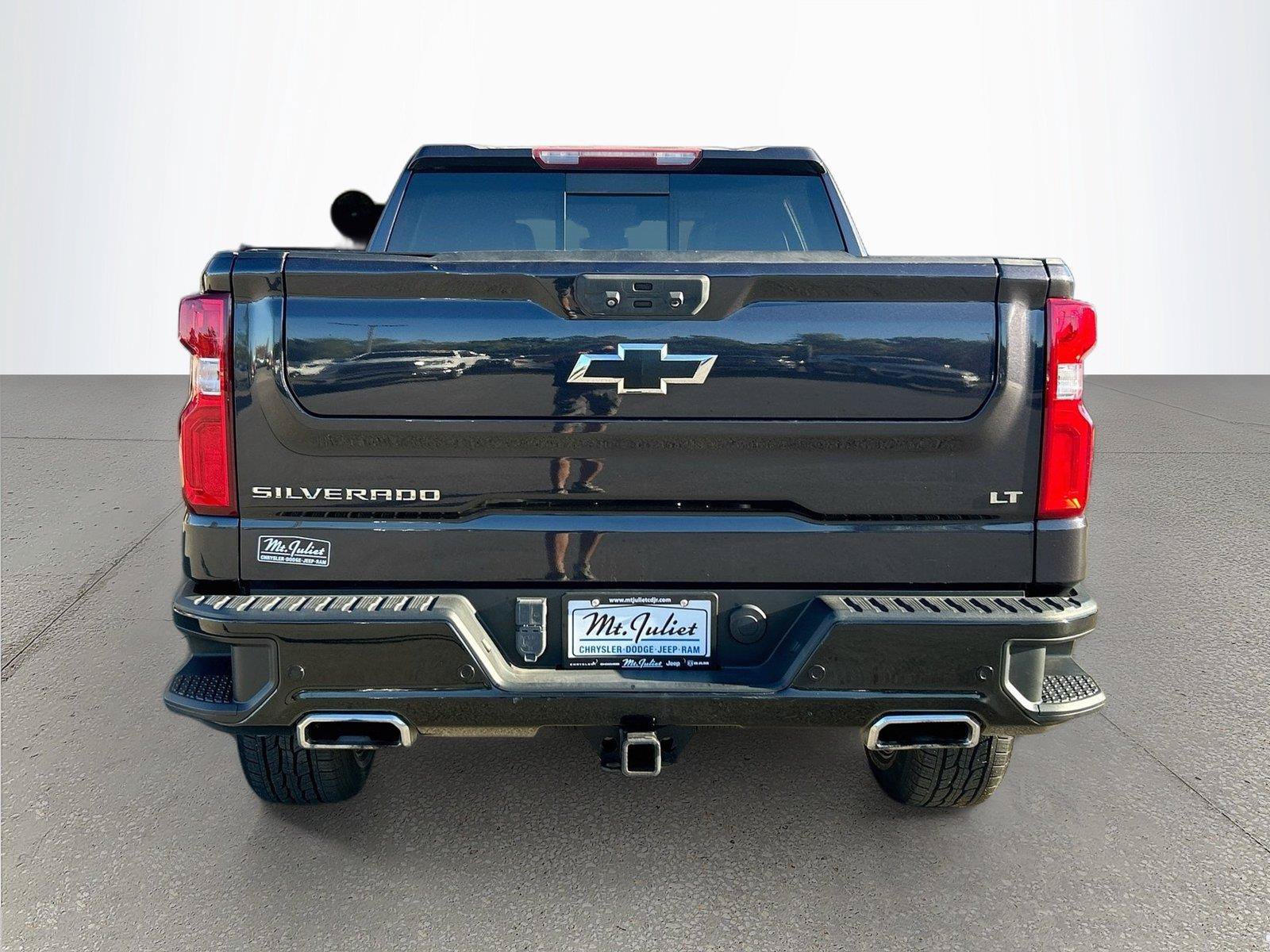 Used 2022 Chevrolet Silverado 1500 LT Trail Boss w/ LT Trail Boss Premium Package AWD/4WD image 5