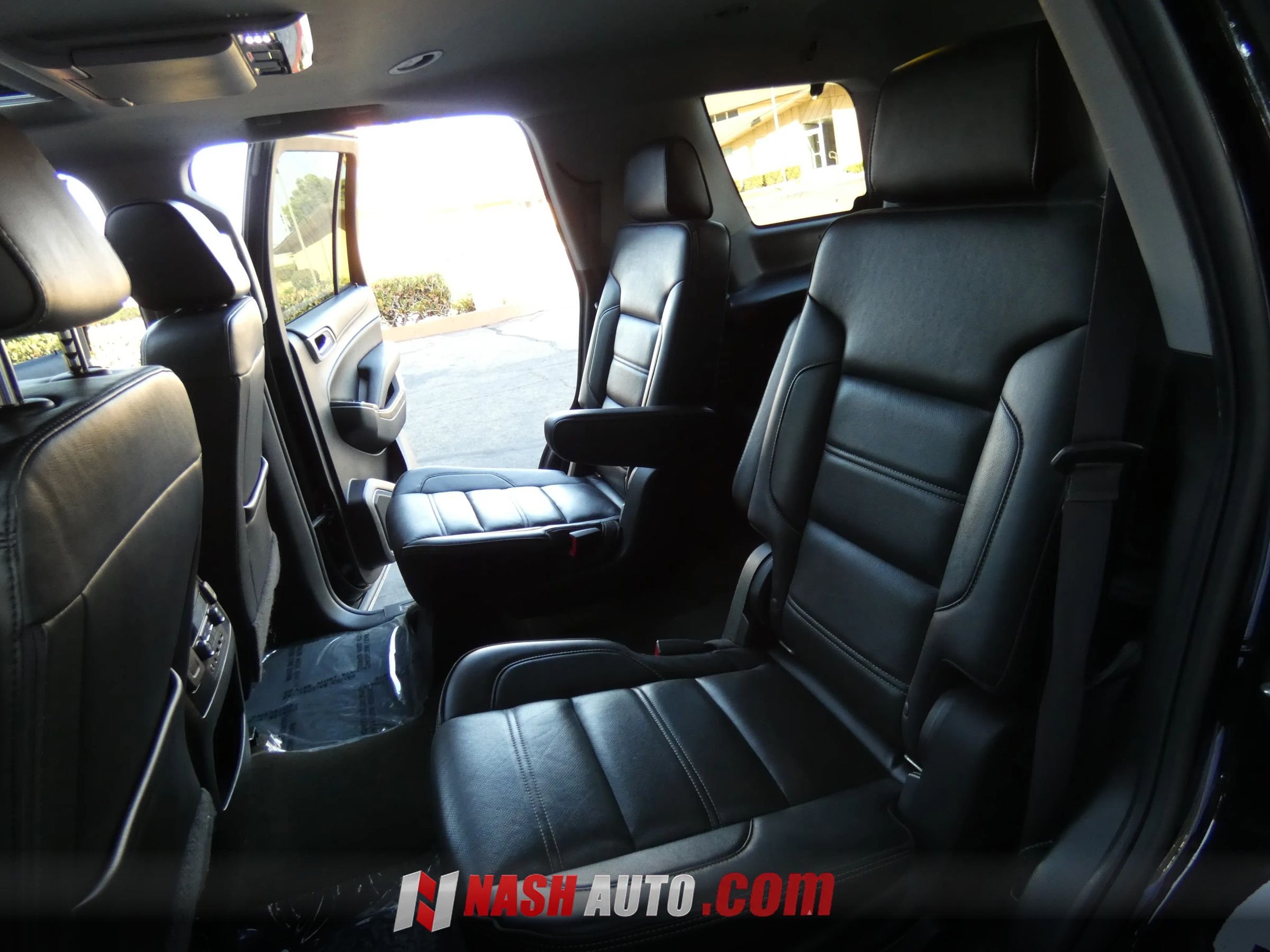 Used 2017 GMC Yukon Denali w/ Open Road Package RWD image 43