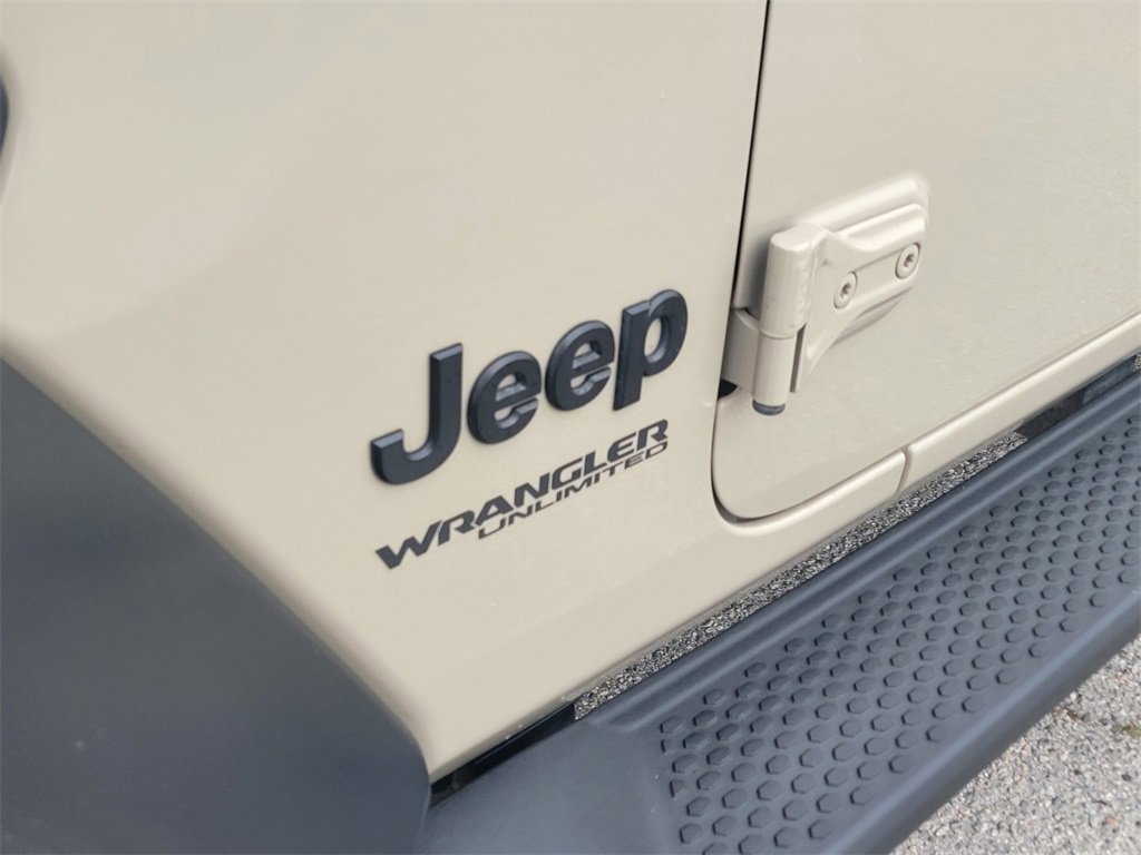 Used 2022 Jeep Wrangler Unlimited Sport image 12