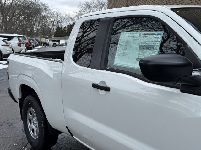 New 2026 Nissan Frontier S image 4