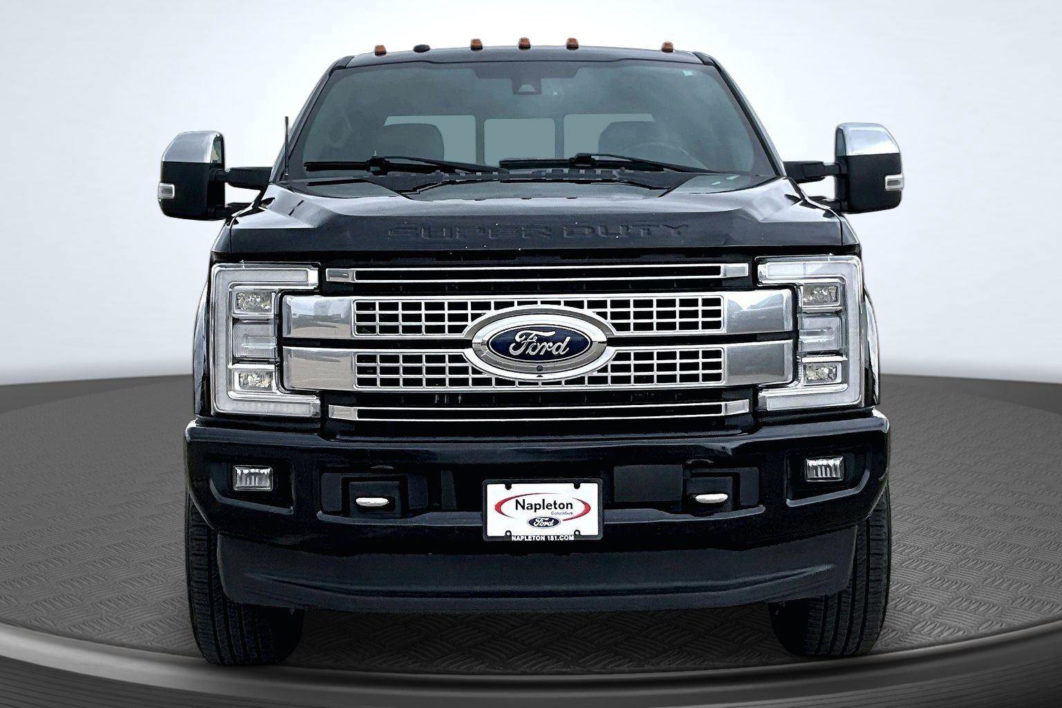 Used 2018 Ford F350 Platinum w/ Platinum Ultimate Package AWD/4WD image 3