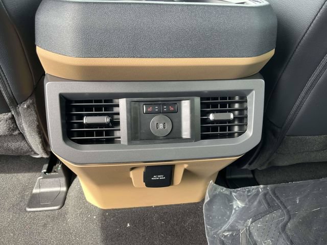 New 2026 Ford F250 Lariat w/ Chrome Package AWD/4WD image 10