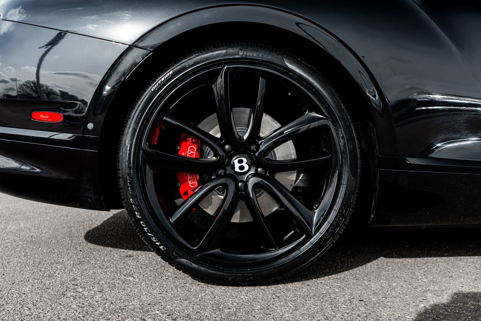 Used 2020 Bentley Continental GT image 15