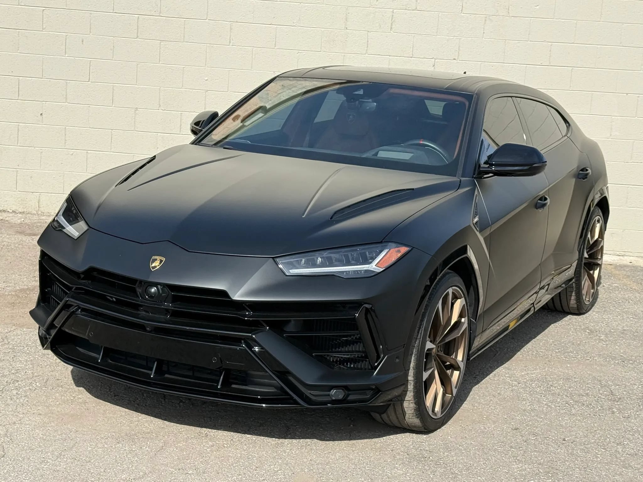 Used 2023 Lamborghini Urus S AWD/4WD image 2