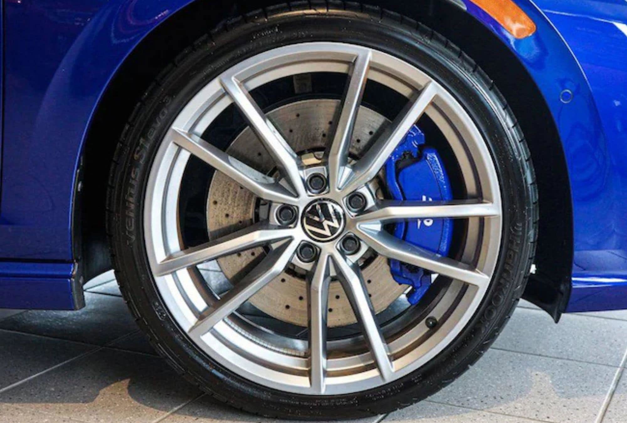 New 2024 Volkswagen Golf R AWD/4WD image 8