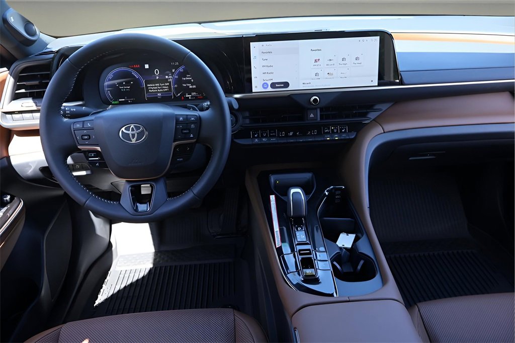 New 2025 Toyota Crown Signia image 25