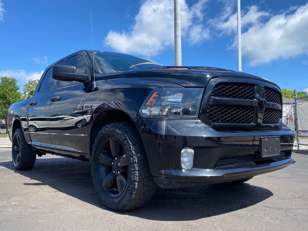 Used 2019 RAM 1500 Express w/ Wheel & Sound Group AWD/4WD image 32