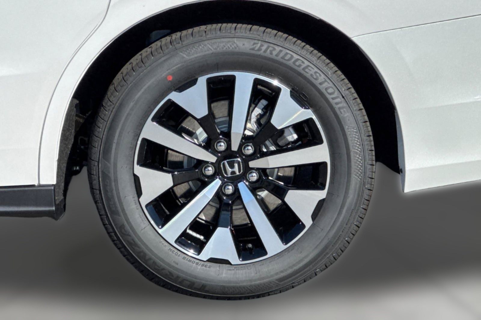 New 2027 Honda Odyssey EX-L image 12