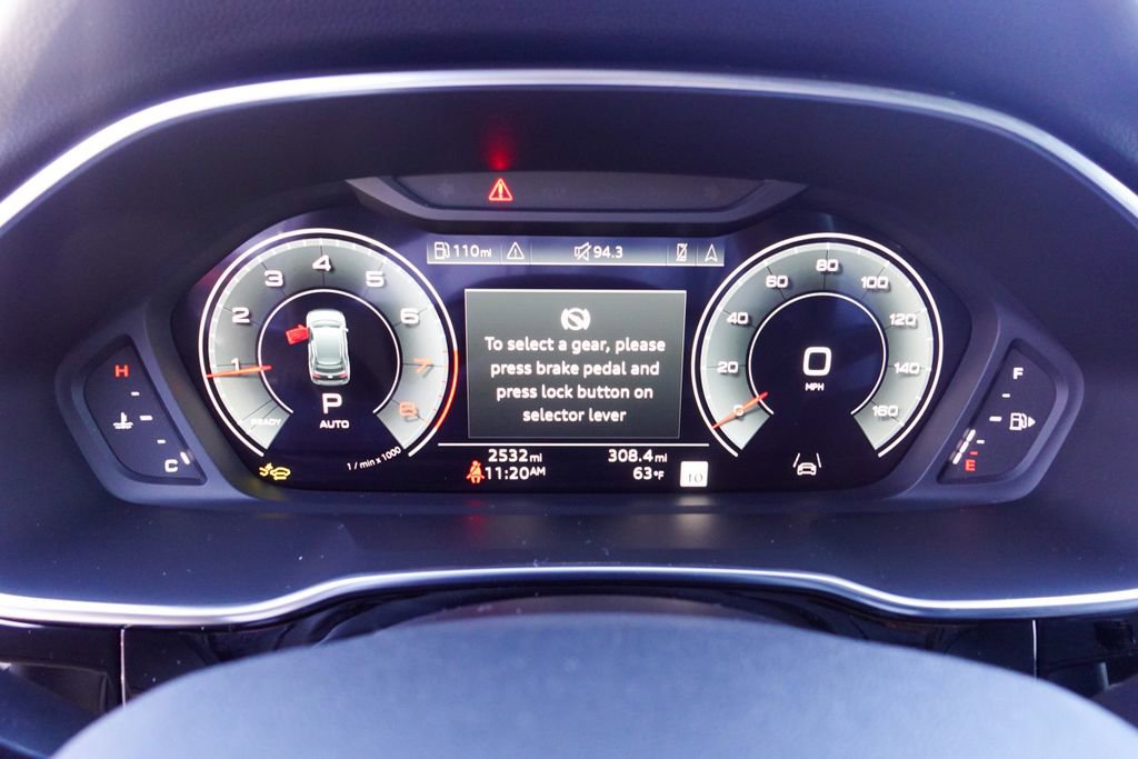 Used 2025 Audi Q3 2.0T Premium Plus w/ Premium Plus Package image 16