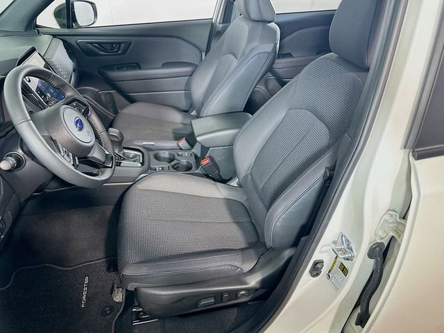 Used 2025 Subaru Forester Premium image 15