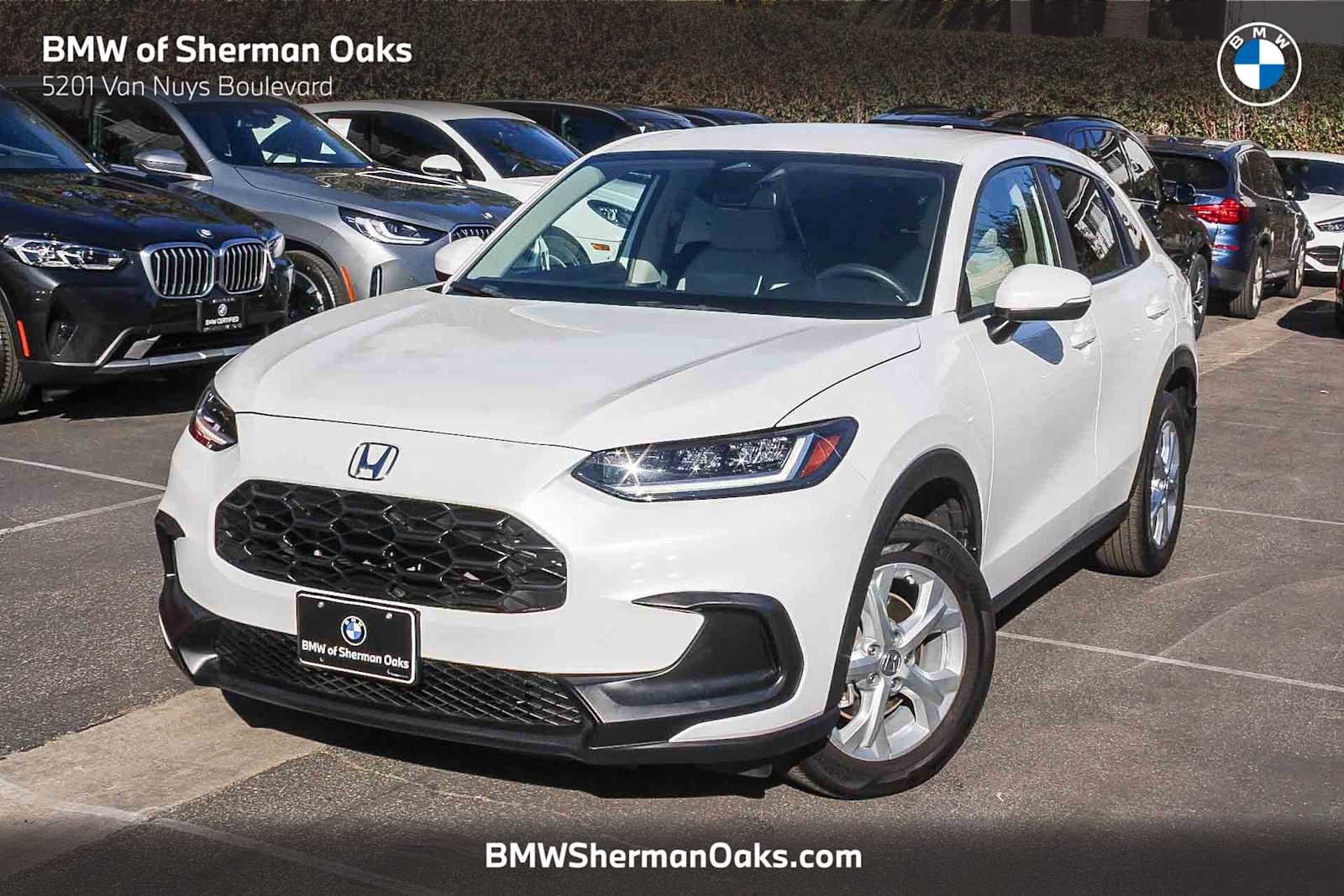 Used 2023 Honda HR-V LX image 1