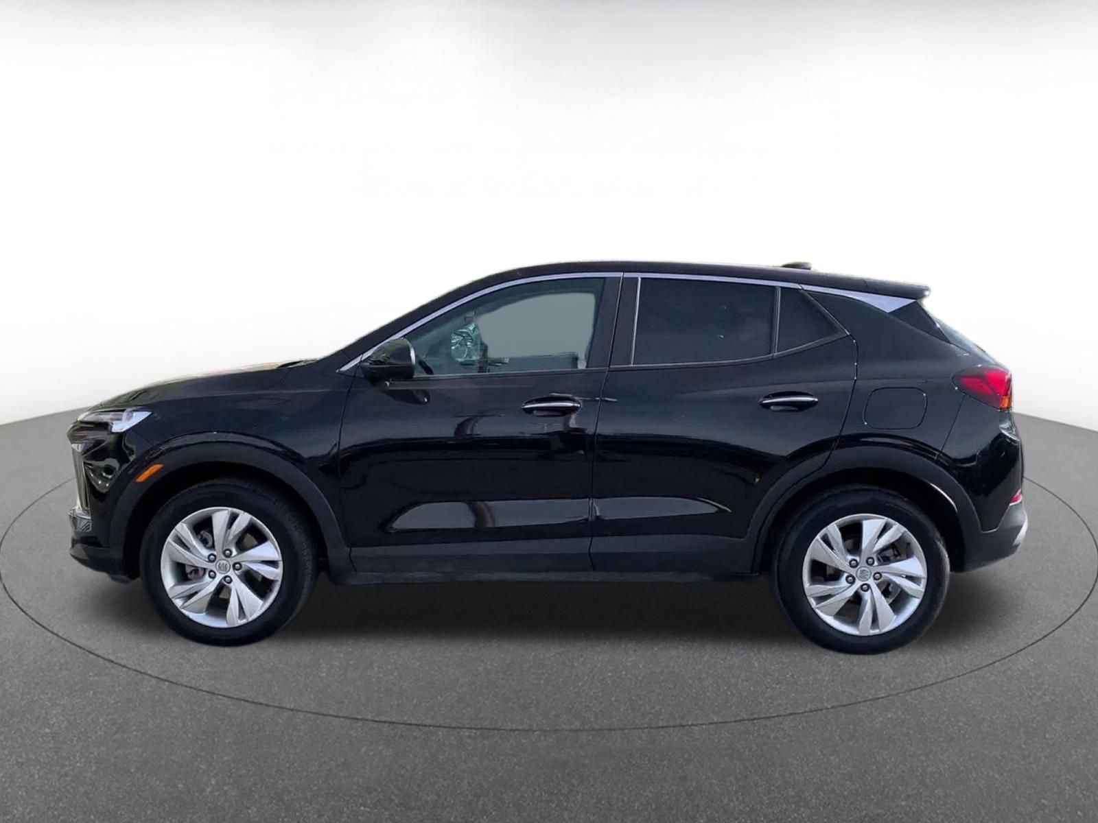 Used 2025 Buick Encore GX Preferred image 9