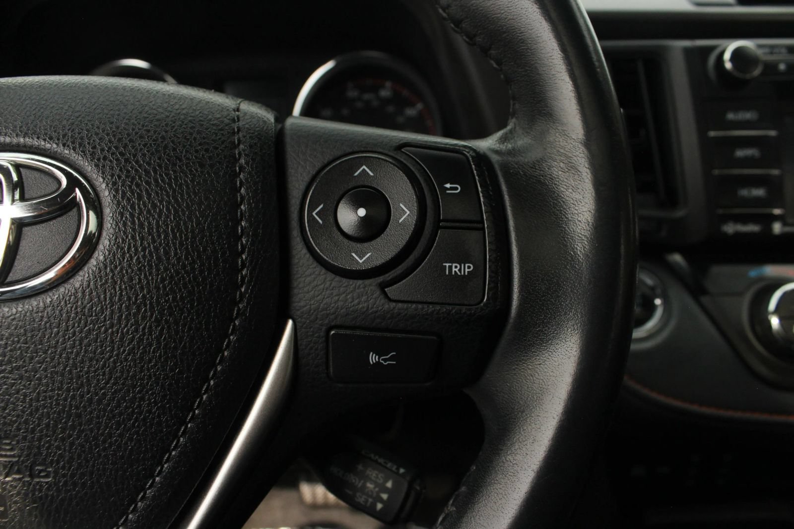 Used 2014 Toyota RAV4 XLE AWD/4WD image 29