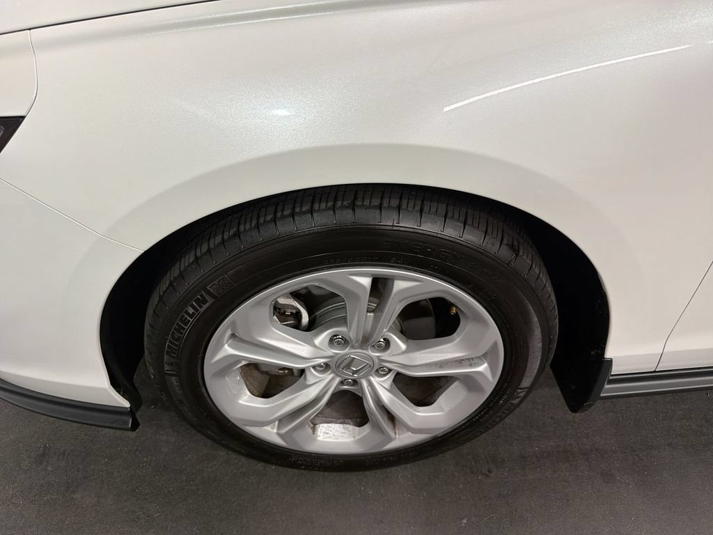 Certified 2025 Honda Accord LX image 31