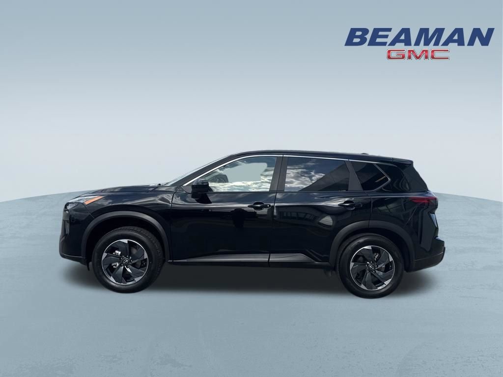 Used 2025 Nissan Rogue SV AWD/4WD image 4