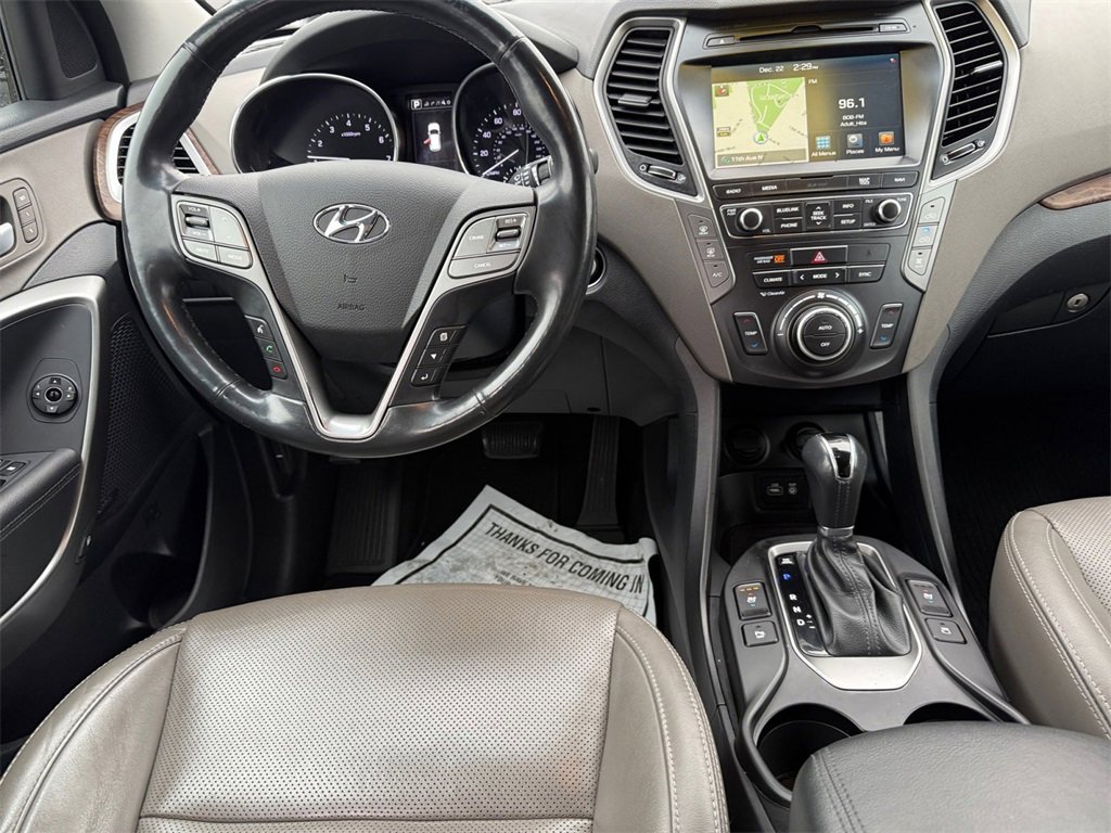 Used 2017 Hyundai Santa Fe Limited image 10