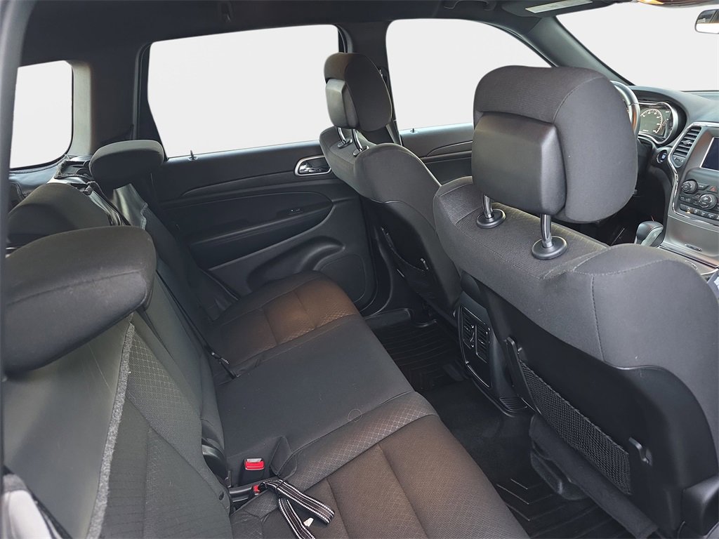 Used 2018 Jeep Grand Cherokee Laredo image 13