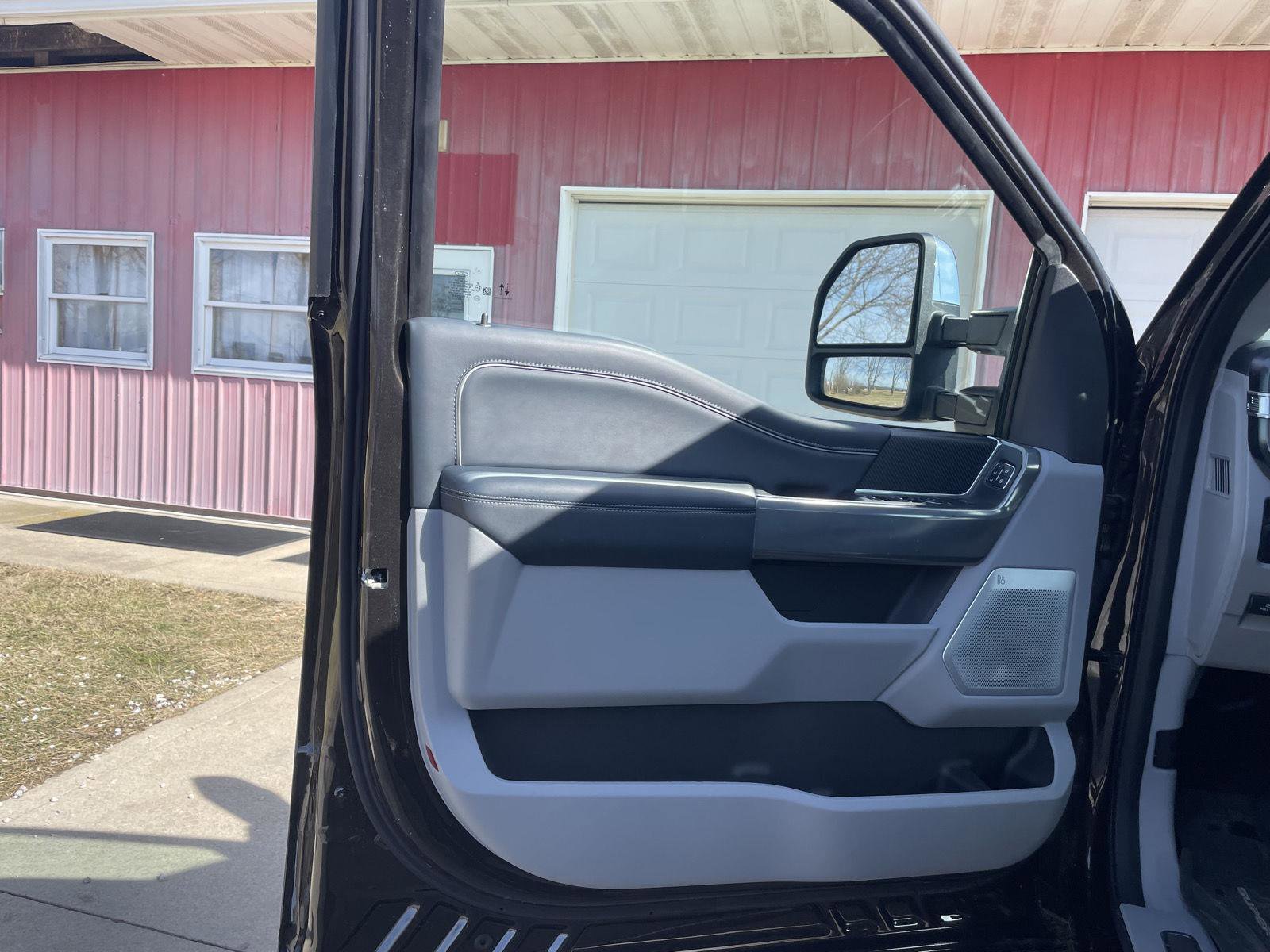 Used 2024 Ford F250 Limited w/ FX4 Off-Road Package image 11