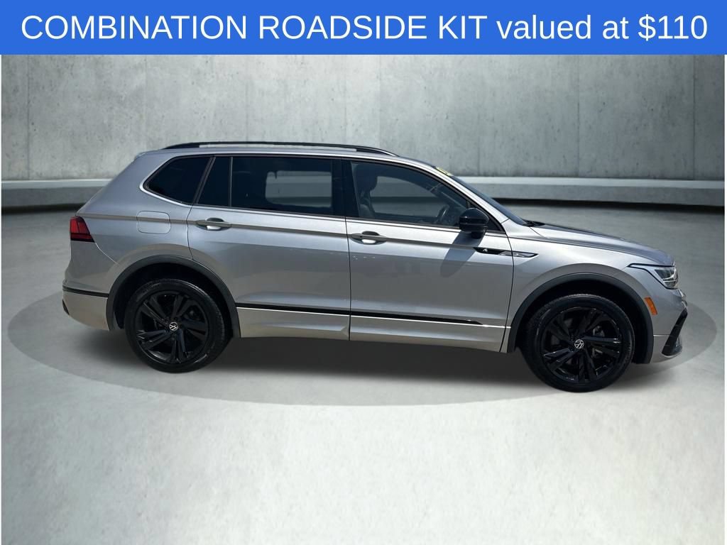 Used 2023 Volkswagen Tiguan SE R-Line AWD/4WD image 8