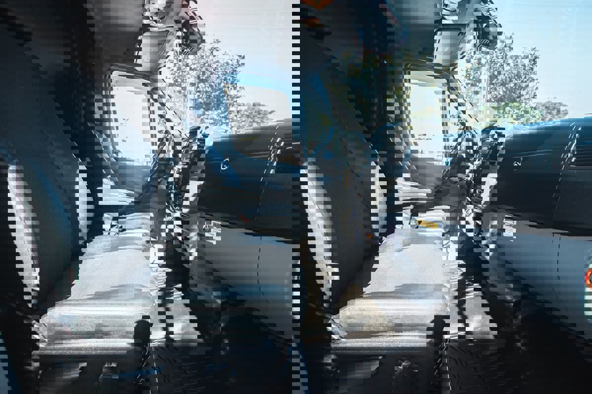 Used 2018 Mercedes-Benz Sprinter 2500 image 18