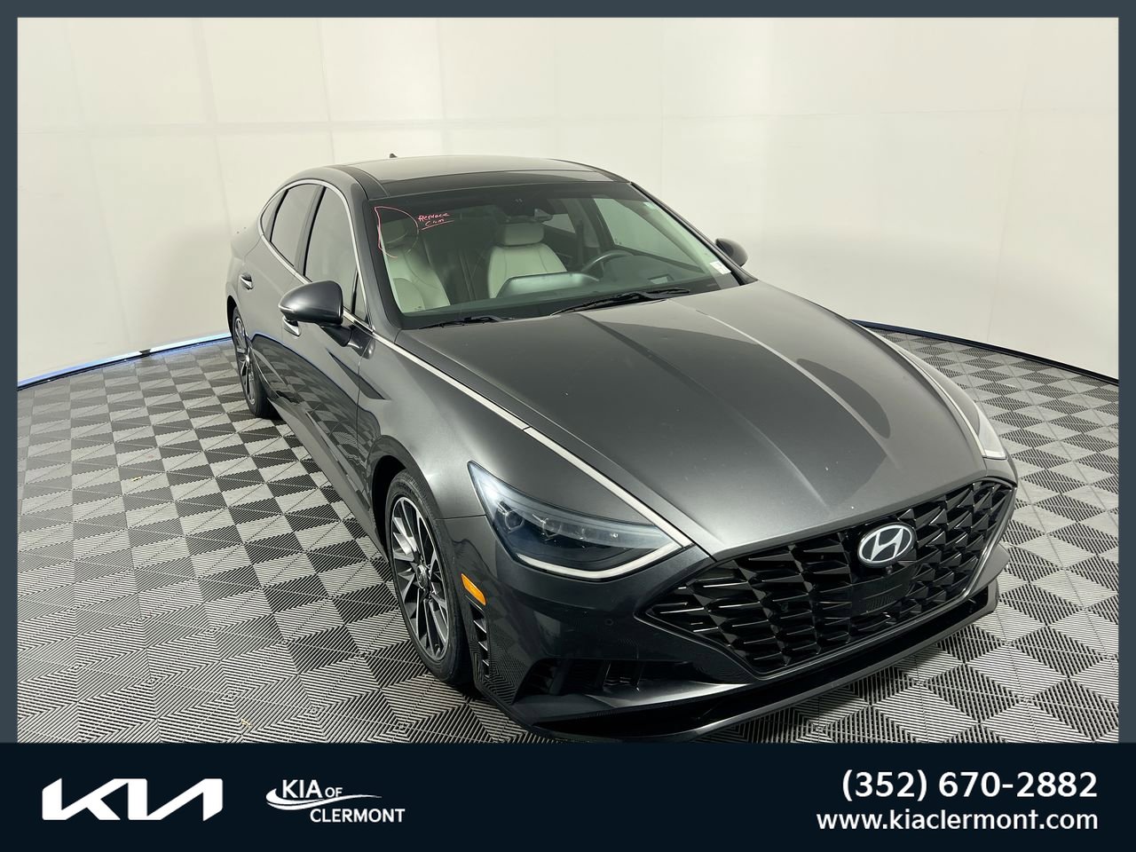 Used 2021 Hyundai Sonata Limited w/ Preferred Accessory Package FWD image 1